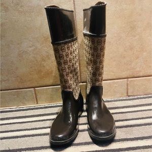Bottes Micheal kors Size 10